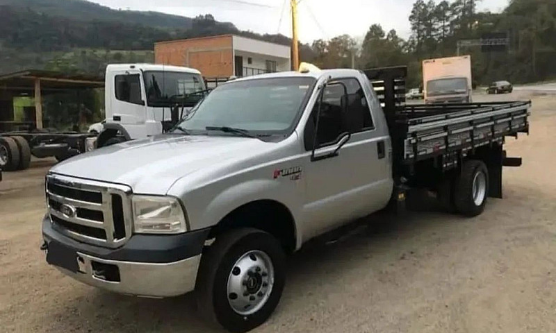 F 4000 Carroceria 4X...