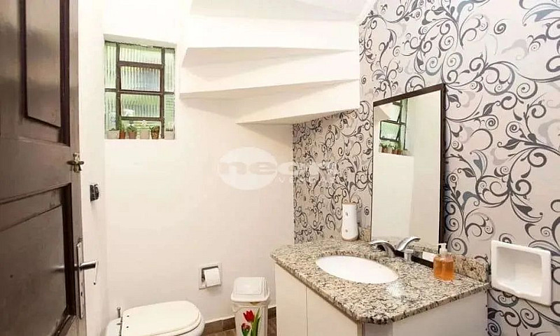 Sobrado À Venda No B...
