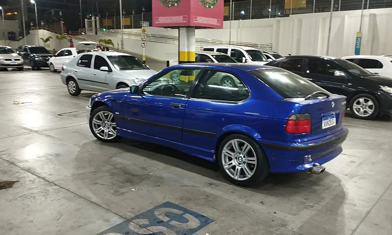 Bmw 323I 323Ti Compa...