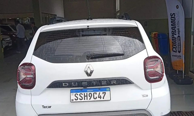 Renault Duster Iconi...