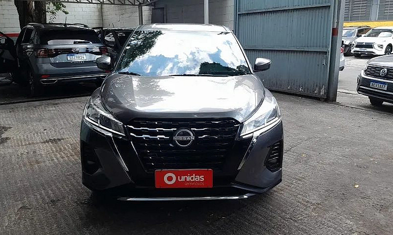 Nissan Kicks Active ...