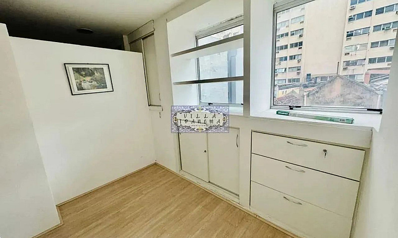 Sala Comercial 40 M²...