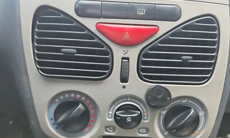 Fiat Palio 1.0 Cel. ...