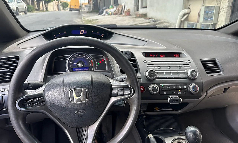 Honda Civic Sedan Lx...
