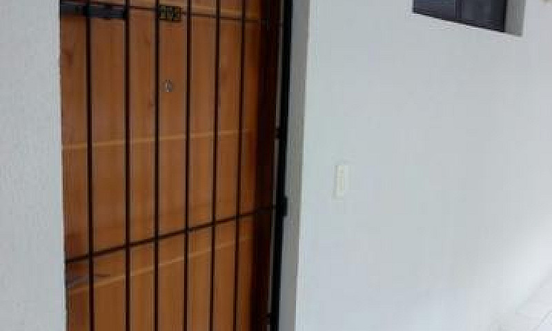 Apartamento Nos Banc...