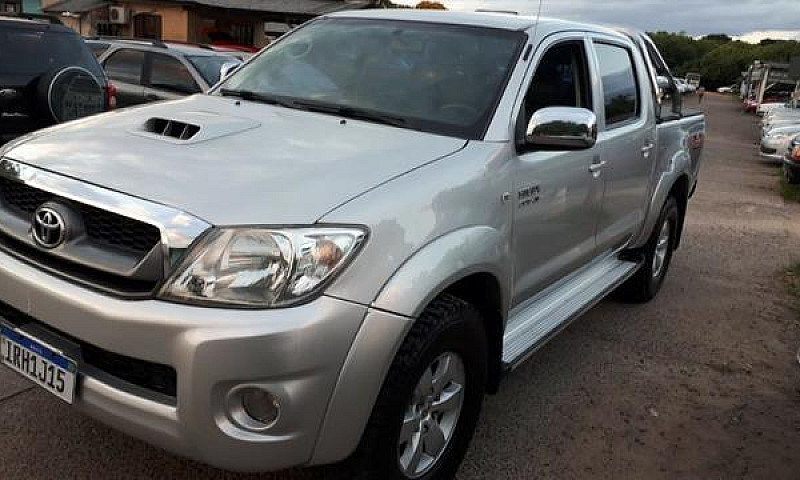 Toyota Hilux...