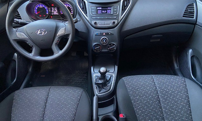 Hyundai Hb20 Hatch 1...