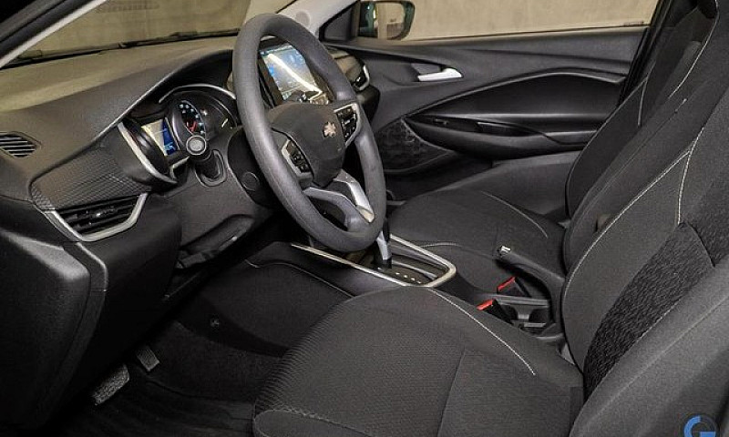 Chevrolet Onix Plus ...