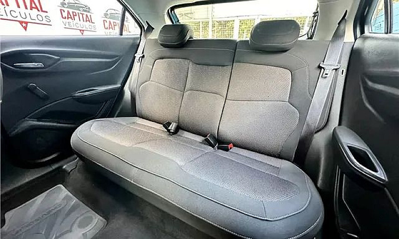 Chevrolet Onix 2015 ...