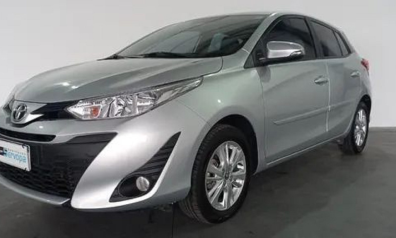 Toyota Yaris 1.3 16V...