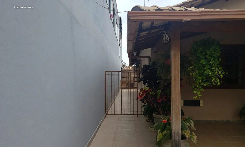 Excelente Casa De 04...