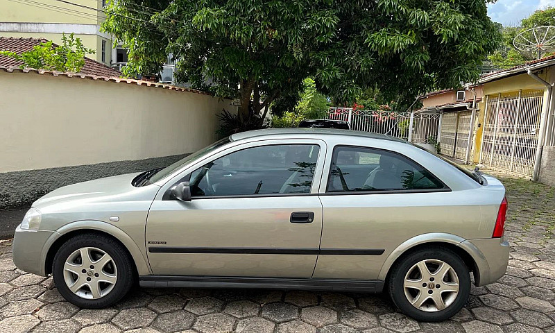 Chevrolet Astra Adva...