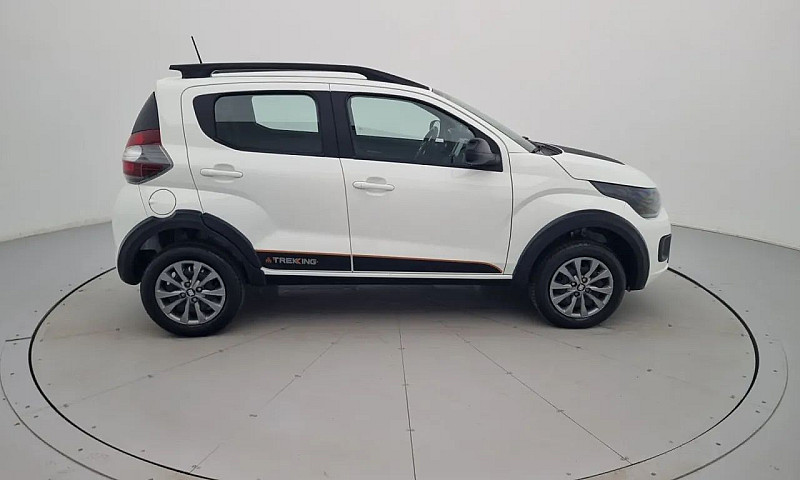 Fiat Mobi Trekking 1...