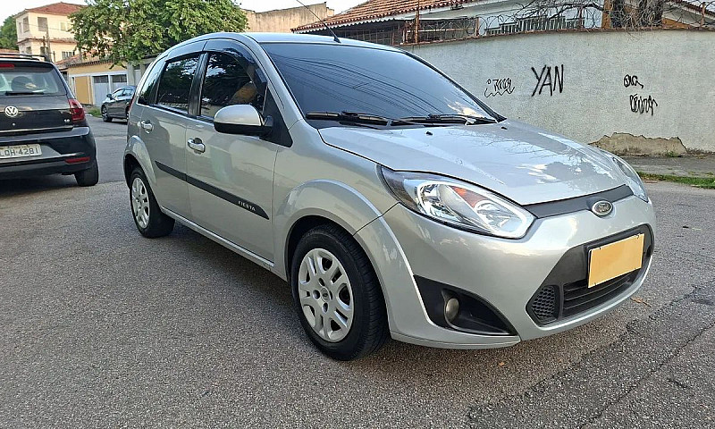 Ford Fiesta 1.0 8V F...