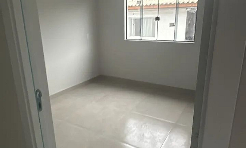Sobrado Novo Para Lo...