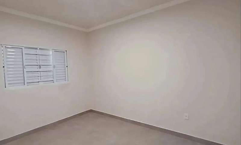 Casa Em Água Fria Ve...