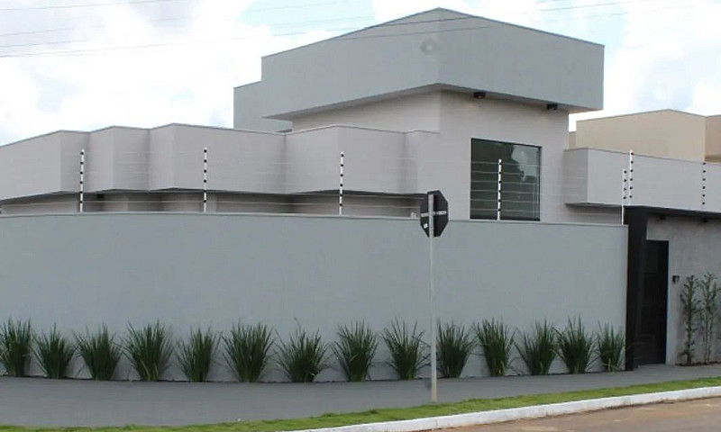 Vende-Se Casa Em Aná...