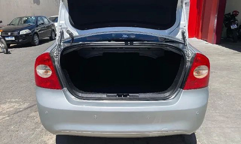 Focus Sedan Glx 2.0 ...