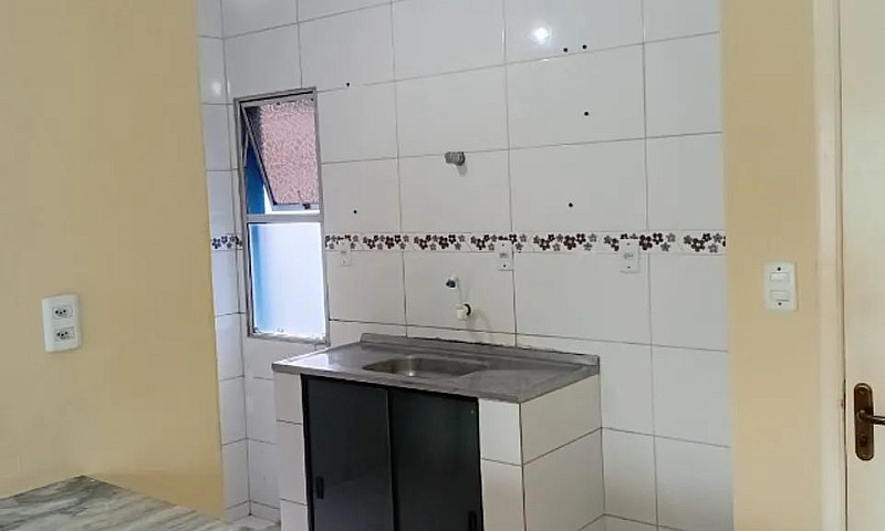 Aluga-Se Apartamento...