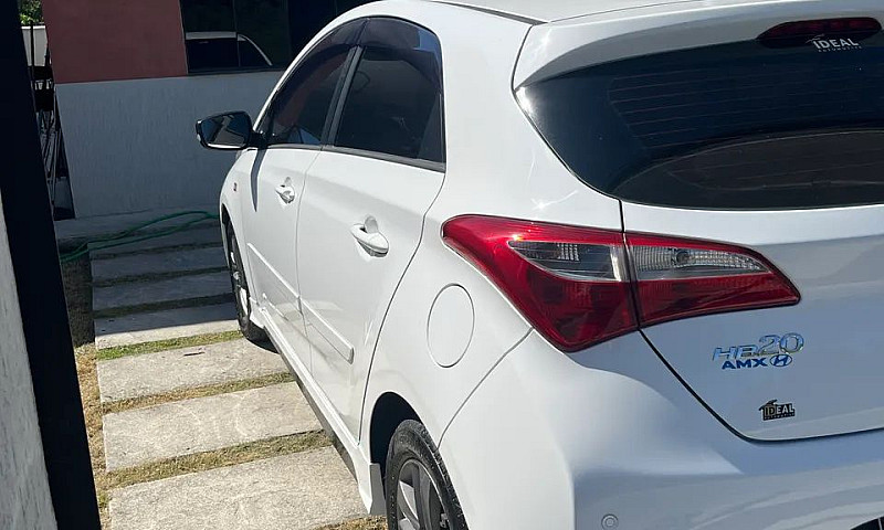 Hyundai Hb20 Spicy 1...