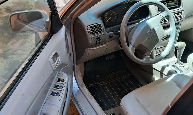 Toyota Corolla Xei 1...