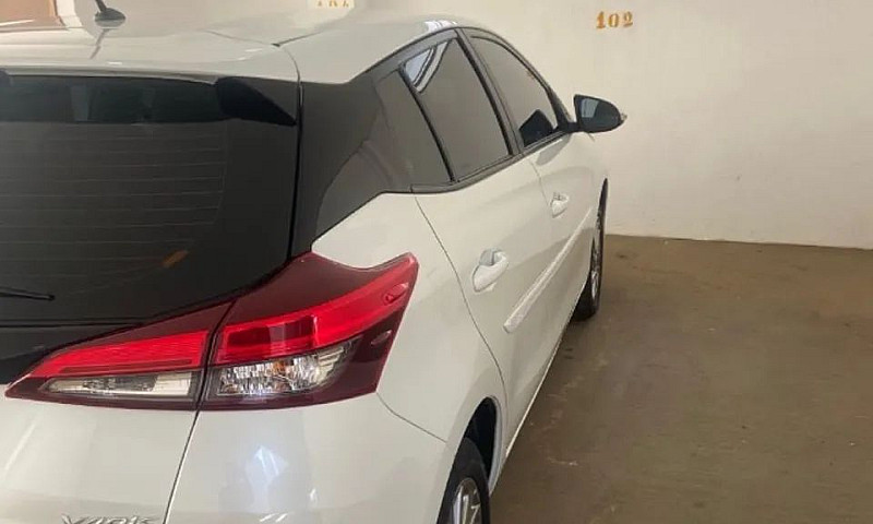 Toyota Yaris Xs 1.5 ...