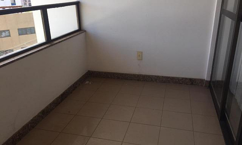 4/4, 01 Suite, Armár...
