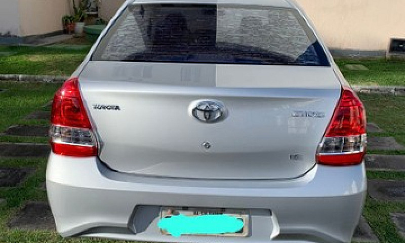 Etios Sedan 1.5 2014...
