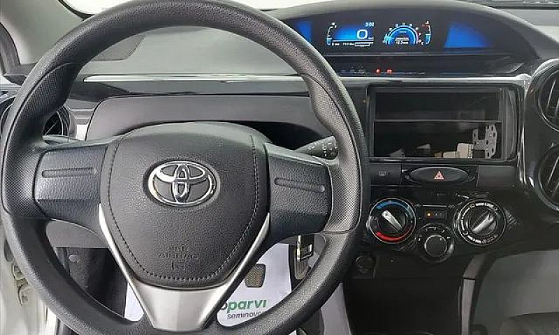 Toyota Etios 1.3 X 1...