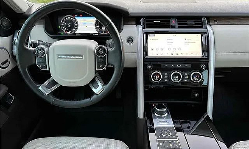 Land Rover Discovery...