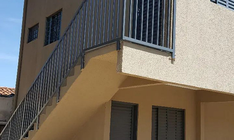 Apartamento De 1 Qua...