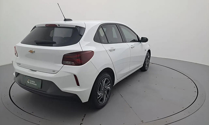 Chevrolet Onix Hatch...