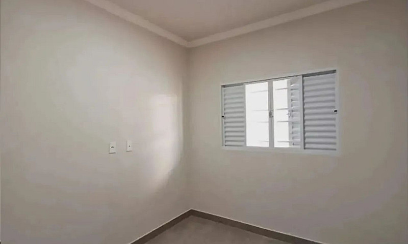Casa Em Água Fria Ve...