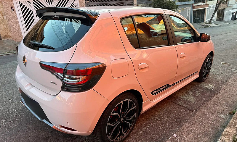 Renault Sandero Spor...