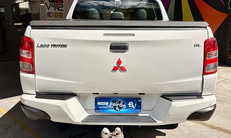 Mitsubishi L200 Trit...