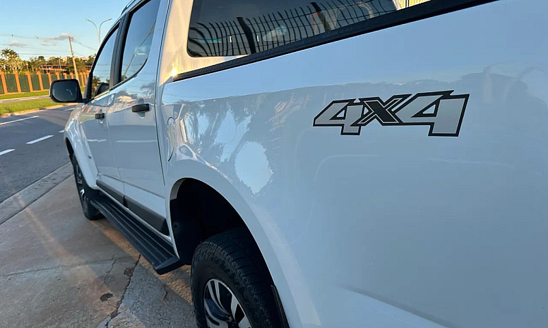 Chevrolet S10 Pick-U...