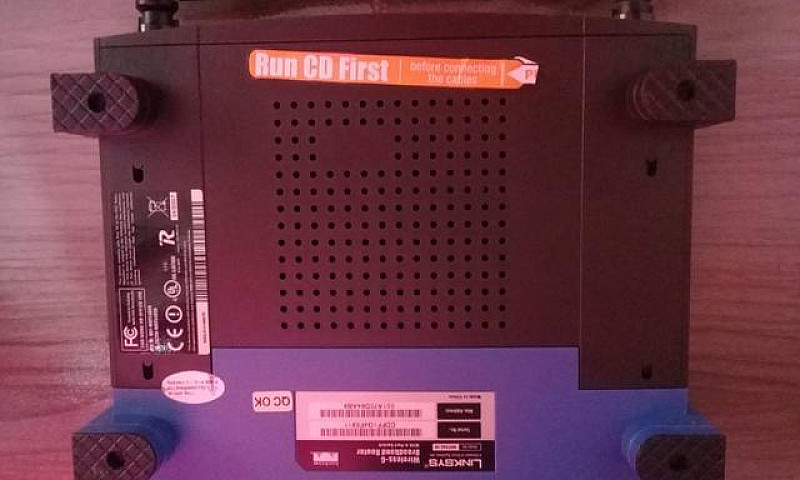 Roteador Linksys 54M...