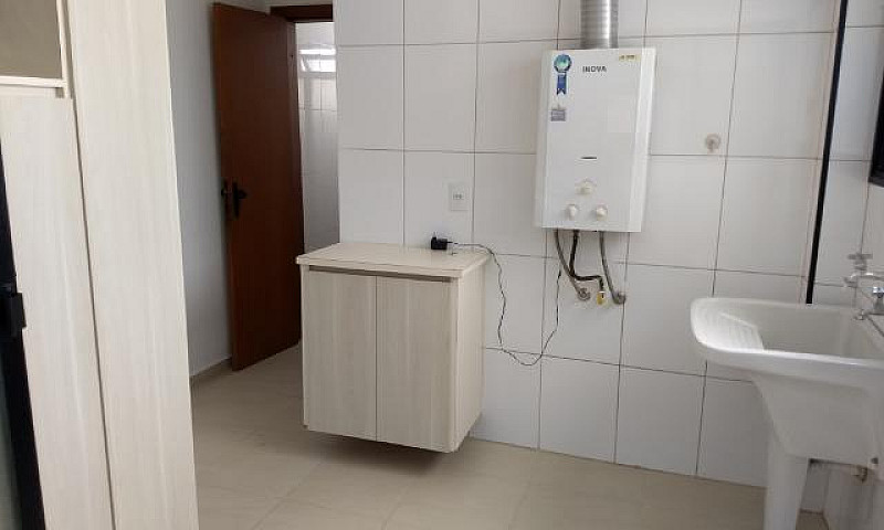 Apartamento Recém Re...