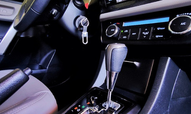 Toyota Corolla Xei 2...