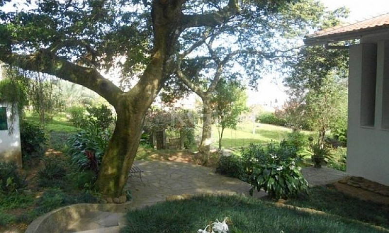 Casa Em Tristeza...
