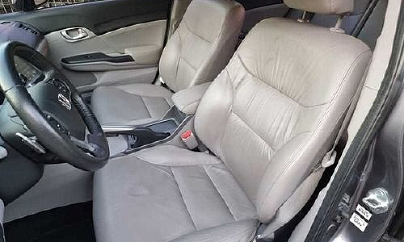Honda Civic 2015 Lxr...