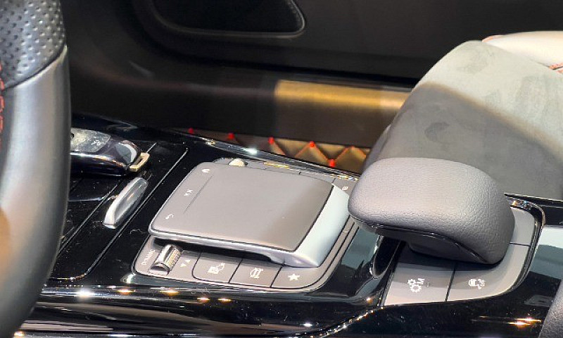 Mercedes-Benz Cla35 ...