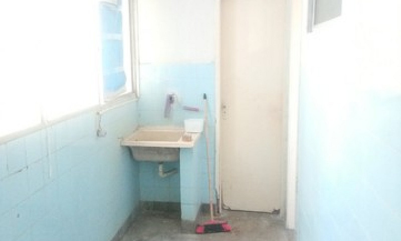 Alugo Apt Em Candeia...