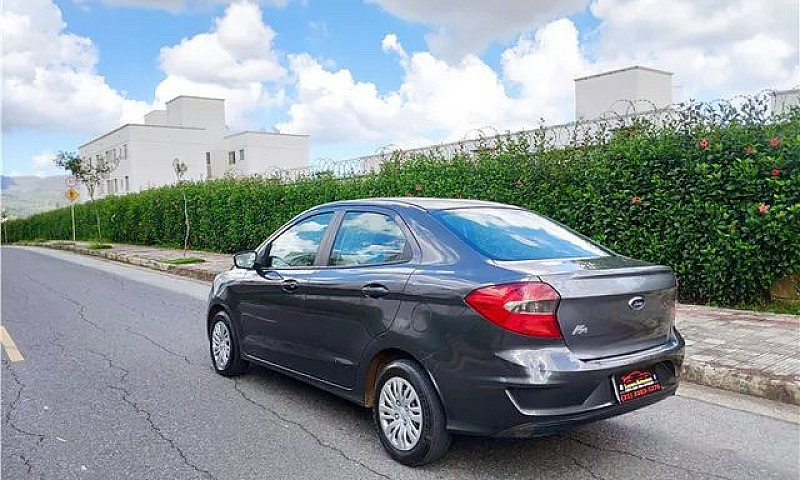 Ford Ka 1.0 Sedan Ót...