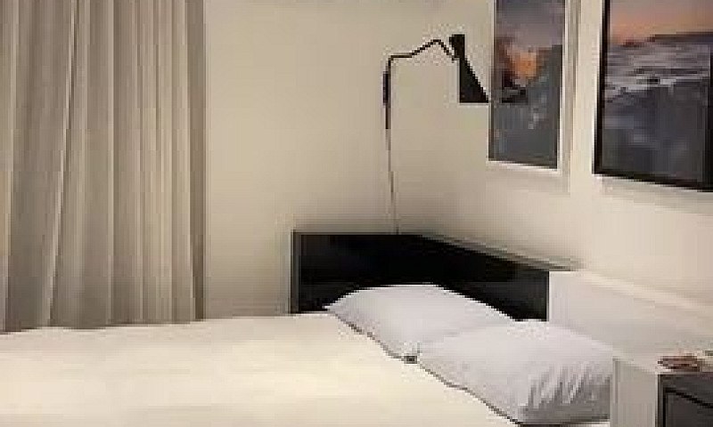 Flat Metropolitan Ba...