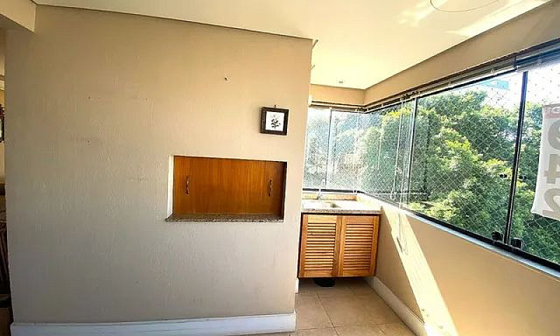 Apartamento  Com 3 D...