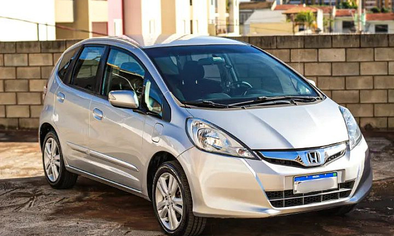 Honda Fit Ex 2014 1....