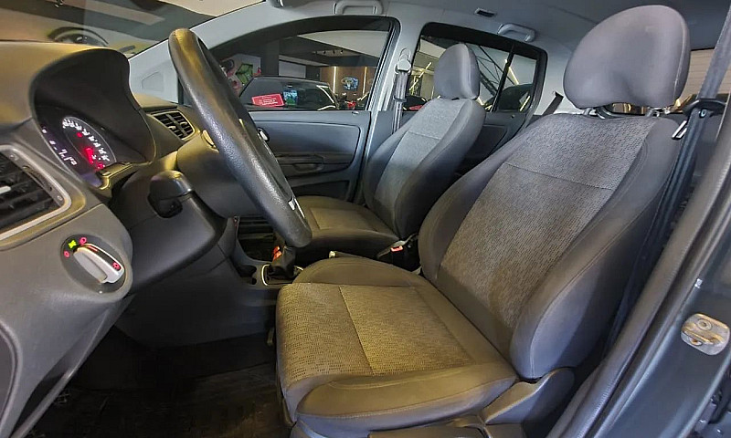 Volkswagen Fox 1.6 M...