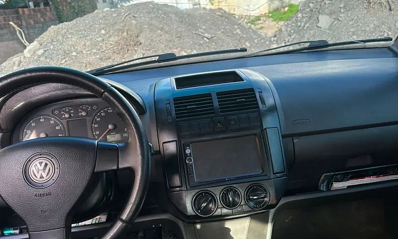 Volkswagen Polo 1.6 ...