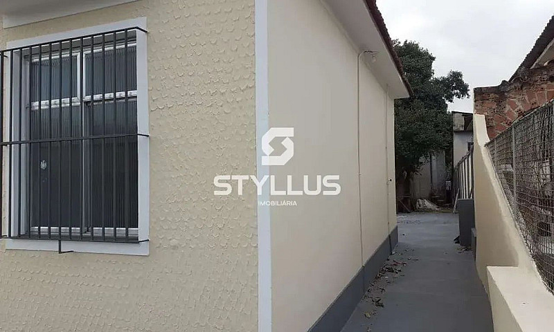 Casa Linear Espaçosa...